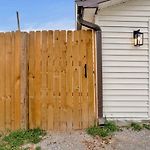 Adorable, Cozy, Private 1Bed1Bath, Fenced Yard, Sunroom, Deck