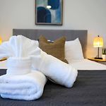 Two Elegant Townhomes Perfect For Large Groups