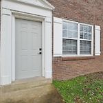 Brentwood U4 I Cozy & Comfy I 2Bd I Free Parking