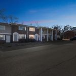Brentwood U2 I Cozy & Comfy I 2Bd I Free Parking