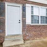 Brentwood U10 I Cozy & Comfy I 2Bd I Free Parking