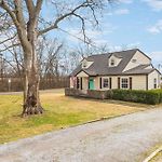 Big Cozy House 3 Mi To Downtown With Outdoor Fire Pit