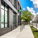 Holiday Inn Express & Suites Nashville West End - Univ Area By Ihg
