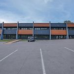 The Jubilee- New Modern Studio X 7 Mins Dwtn