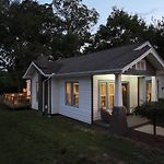 Cozy Cottage W Hot Tub & Fire Pit 17Mi To Dt