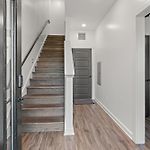 Nashville Charmer - Private Rooftop - Sleeps 14