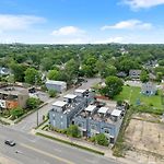 Modern 3-Story Townhome W Rooftop & City Views