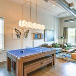 Walk To Vanderbilt: Eclectic Apt In Nashville