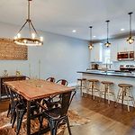 Couple Townhome Getaway Near East Nashville