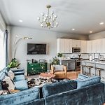 Boho Townhome For 12 Close To Dt