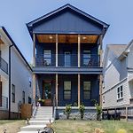 Sleek & Convenient East Nashville Home