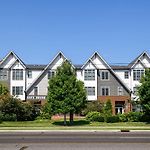 Quiet Condo - Prime Locale Within Mins To Dt