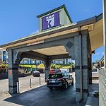 Knights Inn Antioch