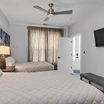 Spacious Nashville Home Close To Belmont Rooftop