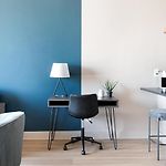 Landing Apartments - The Haysboro