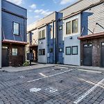 Evanston Rentals