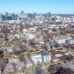 Cultured Coach - Music Row - Mins To Downtown