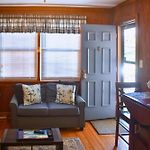 8 Mi To Broadway: Wfh-Friendly Nashville Duplex!