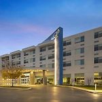Glo Best Western Nashville Airport