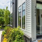 The Commodore By Stay Local Nashville