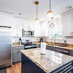 3Br Lakefront In Nashville With Bbq & Hot Tub