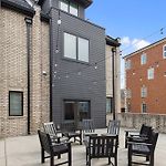 Modern West End Oasis Rooftop Views