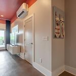 Nashville Ladies Lounge By Stay Local Nashville