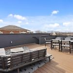 Modern West End Oasis Rooftop Views