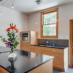 The Hummingbird Retreat By Stay Local Nashville