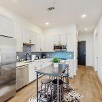 Main Street Retreat