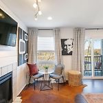 Downtown Nashville Riverfront Unit 762