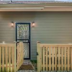 Rustic Studio Walkable To Music Row! By Stay Local Nashville
