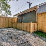 Rustic Studio Walkable To Music Row! By Stay Local Nashville
