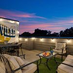 Skyline Soundhouse By Avantstay