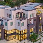 Skyline Soundhouse By Avantstay