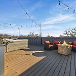 Hot Tub Poker Pool Table & Rooftop City Mls View