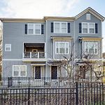 6 Mi To Broadway: Nashville Townhome W/ Balcony!