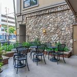Heart Of Midtown 1Bd 1 Ba Condo!