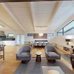 Luxury House Downtown With Private Heated Pool