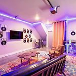 Skyline Rooftop • Game Room • Sonos Audio