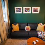 Modern 1Br Condo Just Minutes To Downtown