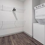 Landing Incredible 1Bd Pool Clubhouse