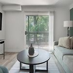 Landing Apartments - The Metropolitan