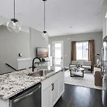 New Nashville Home - Rooftop Views - Hot Tub
