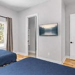 Spacious Nash Home For 12 Guests With Rooftop Views And Hot Tub