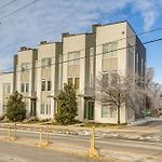 1 Mi To Nashville General: Upscale Townhome
