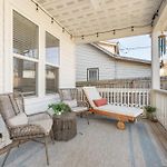 The Brightside Retreat - East Nash Balcony Views
