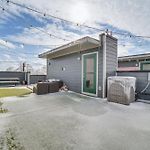 Pet-Friendly Nashville Townhome W/ Rooftop Deck!
