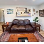 East Nashville 2Br King Bed Retreat