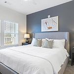 Landing Modern Apartment With Amazing Amenities
